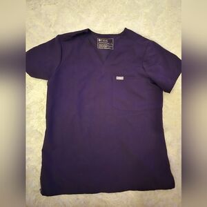 Figs Womens Short Sleeve V-Neck Tee - Deep Purple
